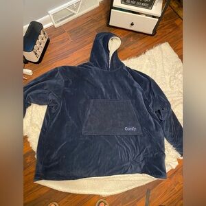 Huge Comfy sweatshirt! Barely worn